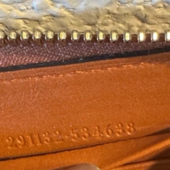 Authentic Gucci 'Shima' Women's Burnt Orange Genuine Italian Leather Clutch - Picture 5 of 8